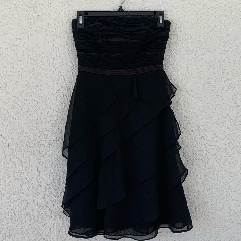 White House Black Market strapless lined party dress size 00